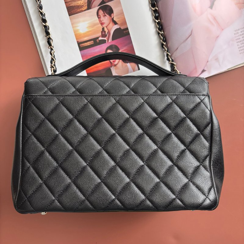 ::CHANEL:: Affinity Flap 黑色荔枝牛皮金轉釦經典郵差包手提/斜背包 大款-4