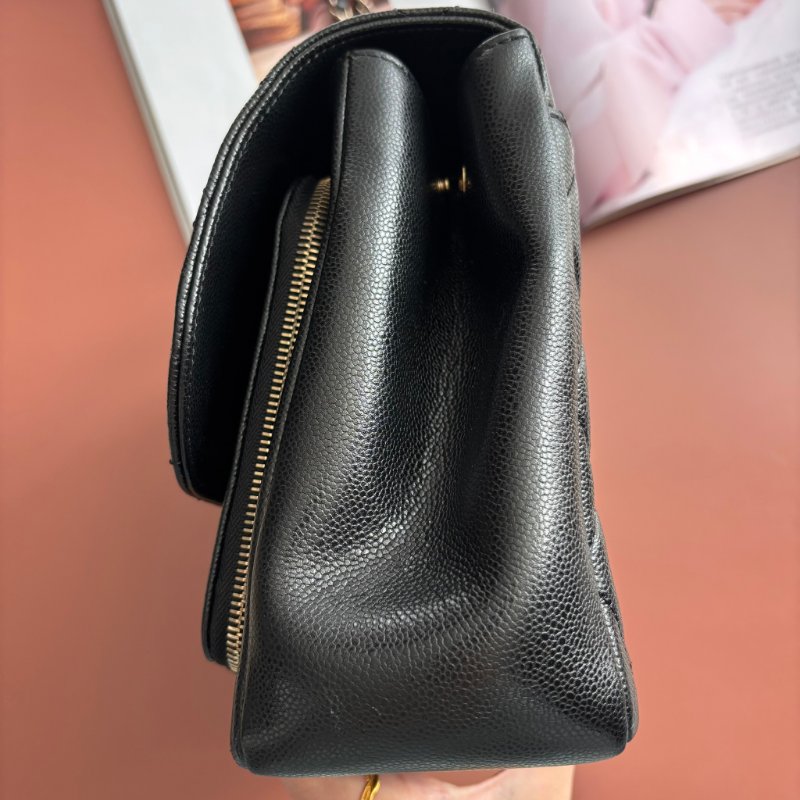 ::CHANEL:: Affinity Flap 黑色荔枝牛皮金轉釦經典郵差包手提/斜背包 大款-15