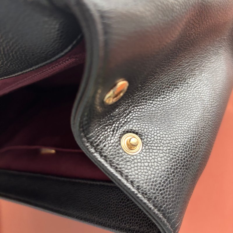 ::CHANEL:: Affinity Flap 黑色荔枝牛皮金轉釦經典郵差包手提/斜背包 大款-27