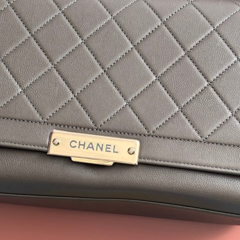 ::CHANEL:: A93703 灰色菱格牛皮金牌下蓋手提側背包 兩用包 上班包 商務包-1