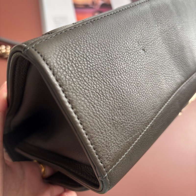 ::CHANEL:: A93703 灰色菱格牛皮金牌下蓋手提側背包 兩用包 上班包 商務包-7