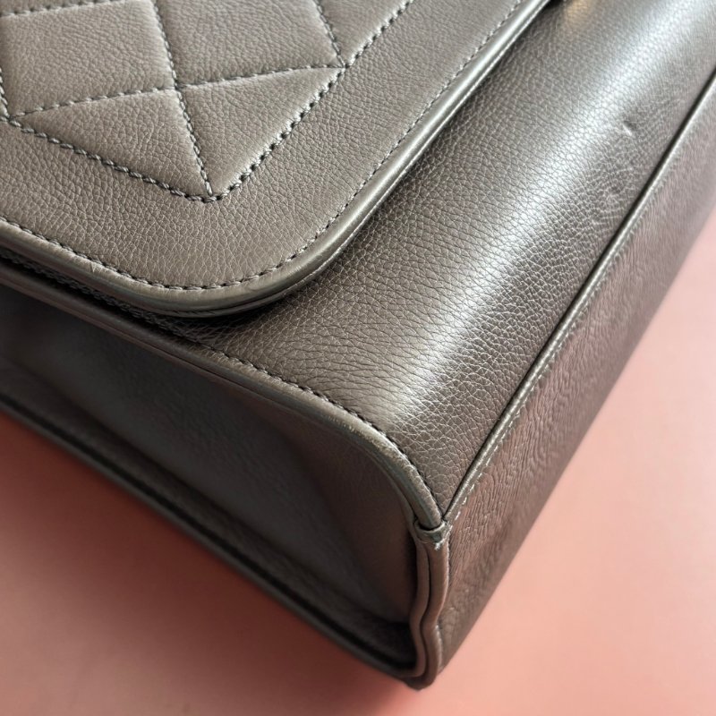 ::CHANEL:: A93703 灰色菱格牛皮金牌下蓋手提側背包 兩用包 上班包 商務包-11