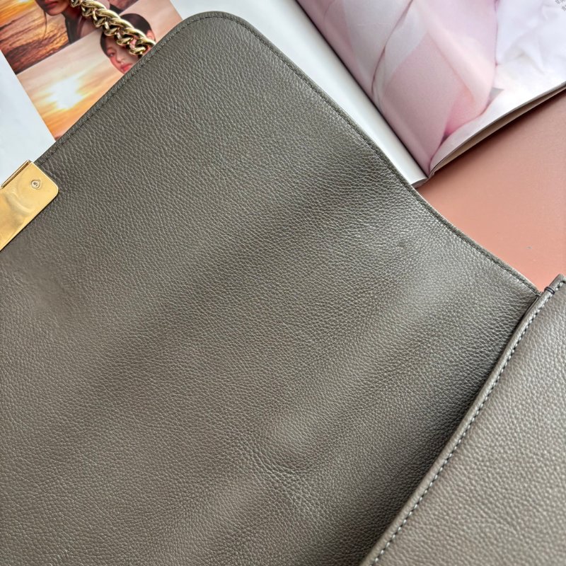 ::CHANEL:: A93703 灰色菱格牛皮金牌下蓋手提側背包 兩用包 上班包 商務包-14