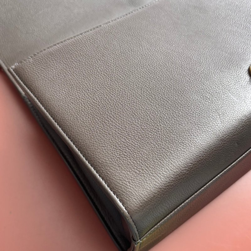 ::CHANEL:: A93703 灰色菱格牛皮金牌下蓋手提側背包 兩用包 上班包 商務包-17