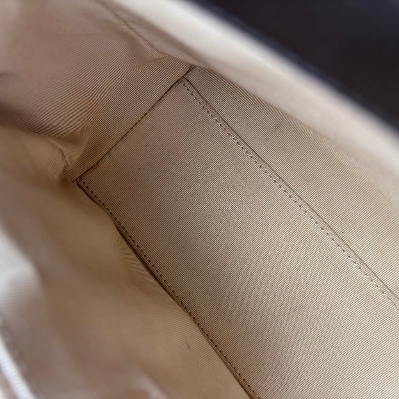 ::CHANEL:: A93703 灰色菱格牛皮金牌下蓋手提側背包 兩用包 上班包 商務包-26