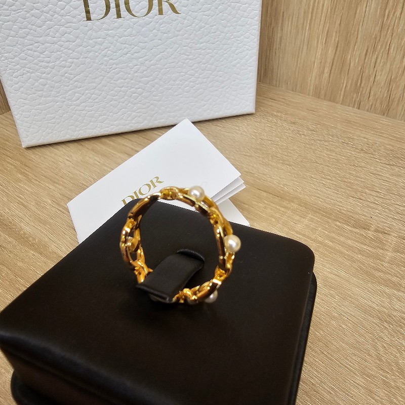 [甜美好物甜出❣️] Dior 金色珍珠串聯 MontaigneJolie戒指-9