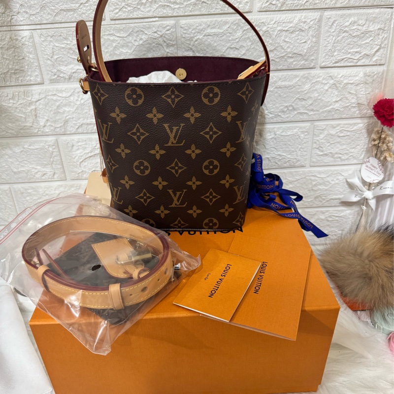 Lv M12925新款水桶-0