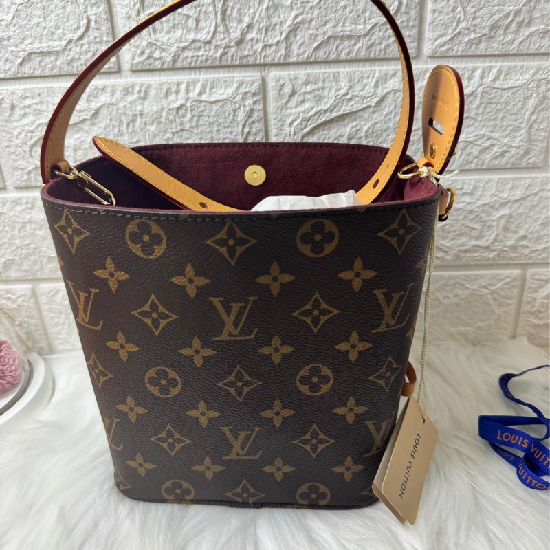 Lv M12925新款水桶-3