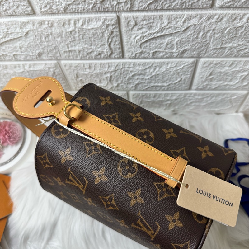 Lv M12925新款水桶-6