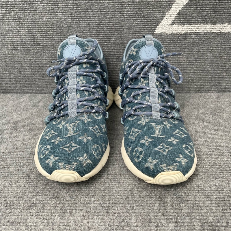 LV 藍色牛仔帆布老花運動鞋41.5碼-1