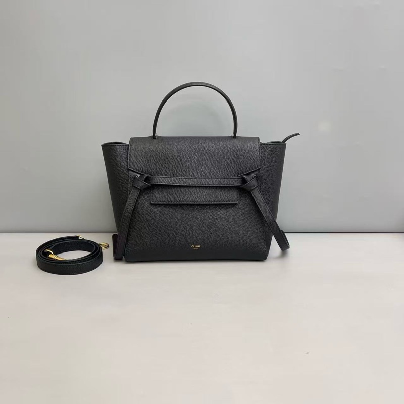 Celine賽琳 micro牛皮荔枝紋鯰魚包 小號 黑色-0