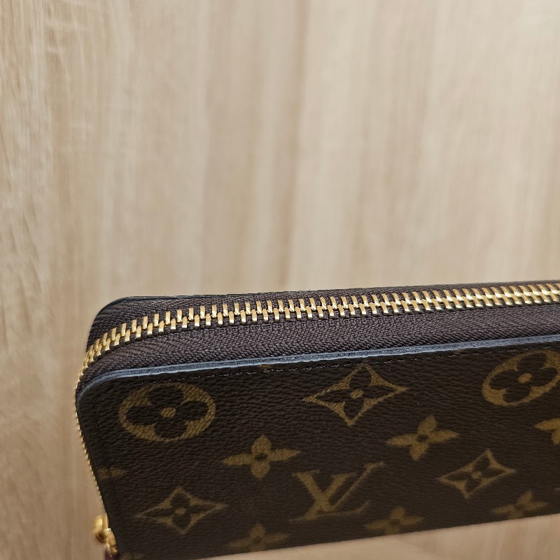 [ LV人氣長夾☺️ ] LV老花Clemence金釦紫紅拉鏈長夾-9