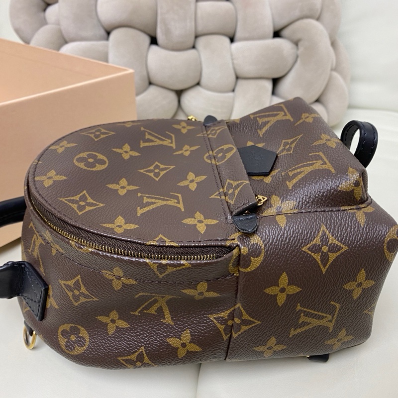 LV  palm spring  經典老花mini雙肩小書包  後背包-7