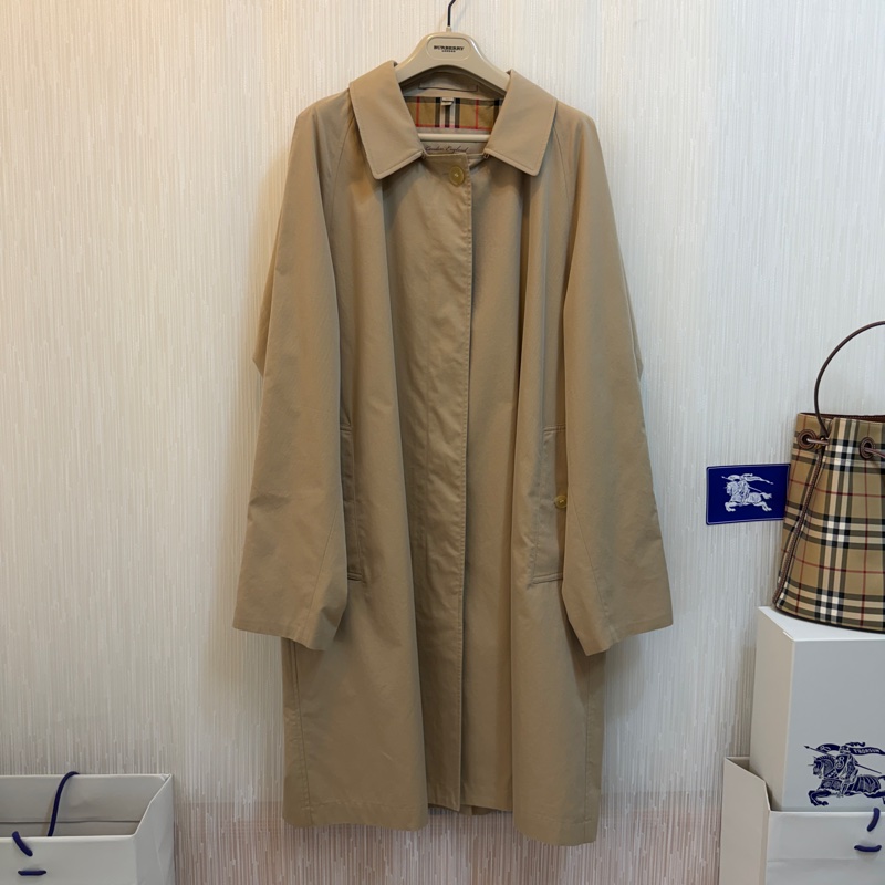 BURBEERY英國蜜色卡姆登風衣16-3