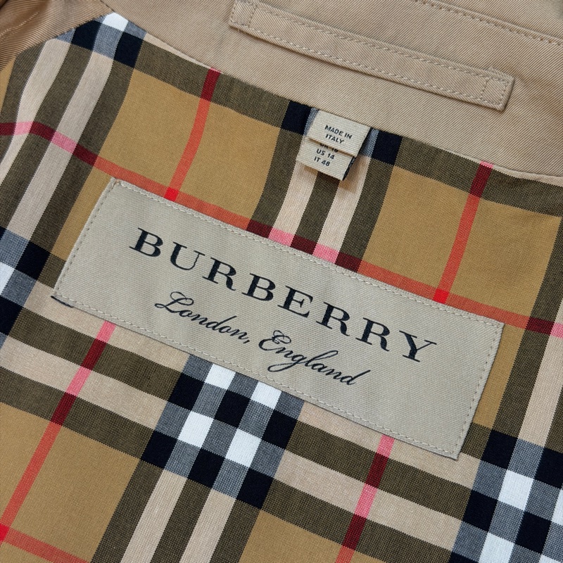 BURBEERY英國蜜色卡姆登風衣16-12