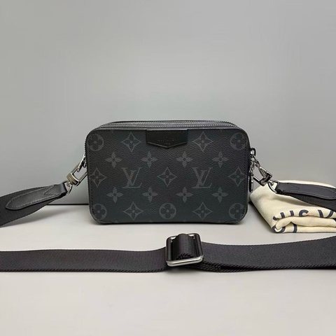 🌷新款芯片款！Louis Vuitton 路易威登 alpha男士黑老花相機包