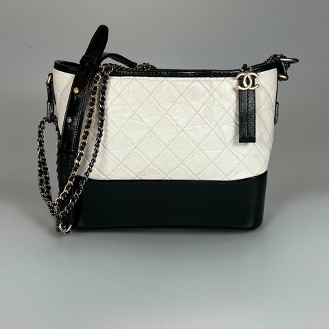 CHANEL 流浪包白中號 A93824/28開