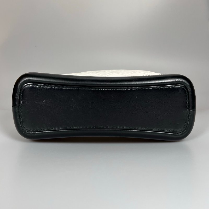 CHANEL 流浪包白中號 A93824/28開-4