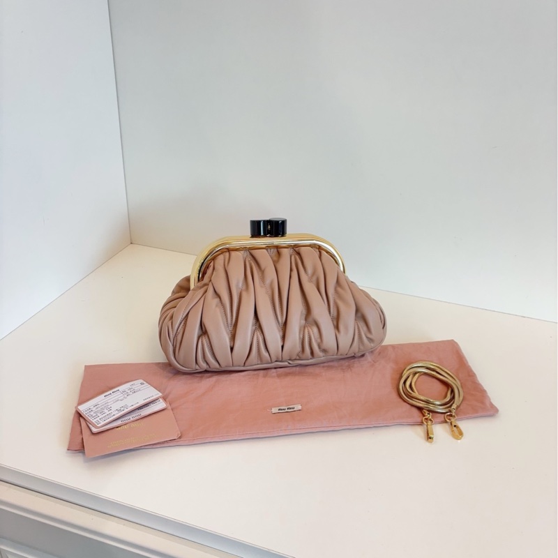 【閒置品🆕】MiuMiu Belle蛙口小元寶鏈條包 斜挎包-2