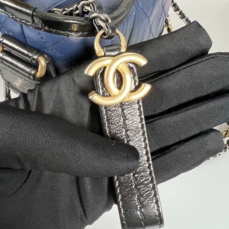 CHANEL 流浪包 小號 藍拚黑 25開-9