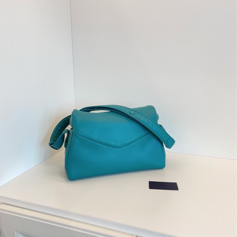 【未使用閒置🆕】Prada Signaux 新款泡芙單肩斜挎包 湖水綠色系很養眼-4