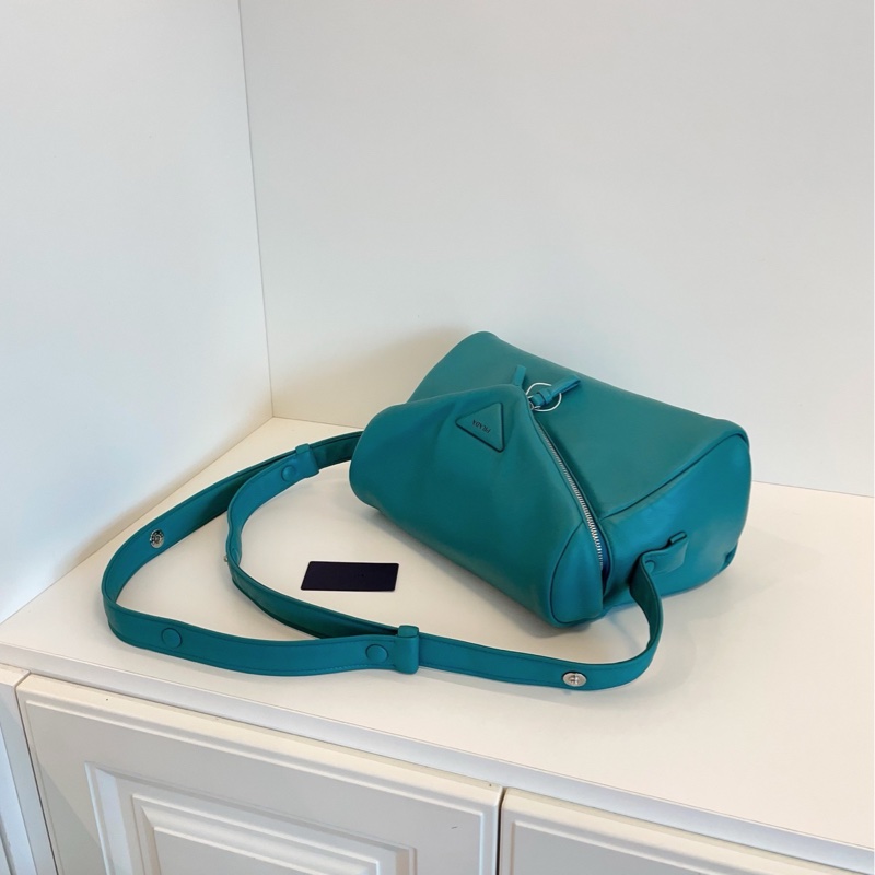 【未使用閒置🆕】Prada Signaux 新款泡芙單肩斜挎包 湖水綠色系很養眼-6