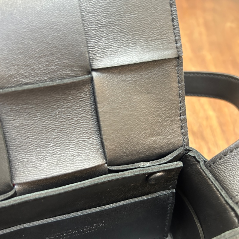 Bv 黑羊皮大編織mini下蓋斜背包-9