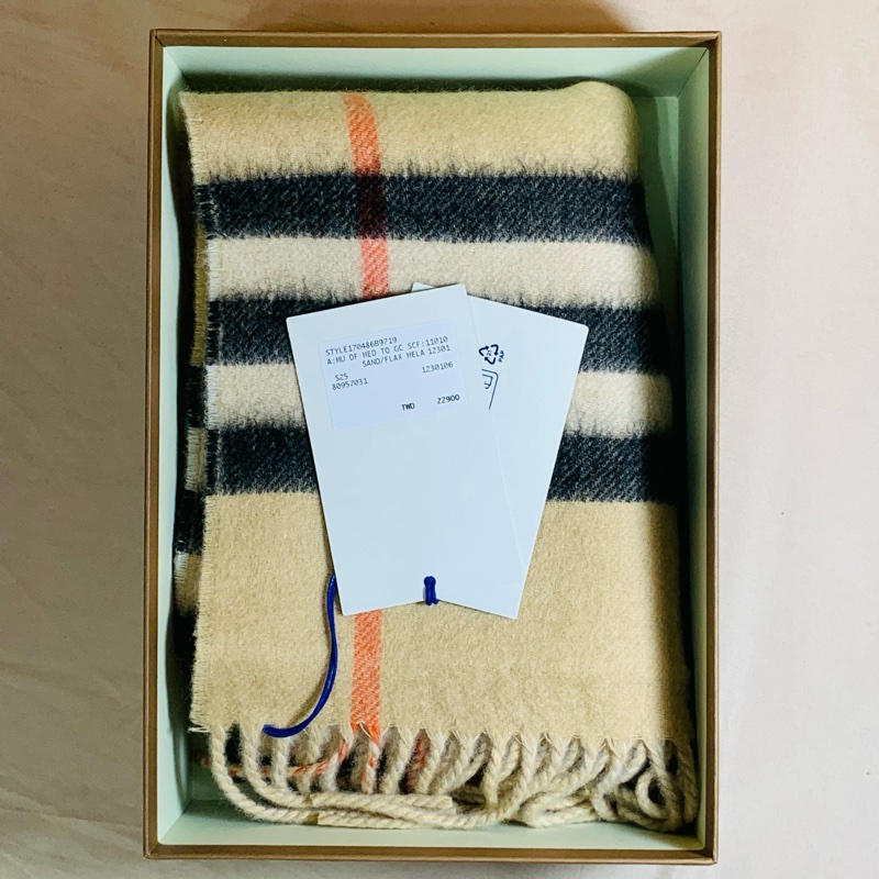 ‼️全台最甜 全新盒裝2024 超級保暖 新款Burberry 巴寶莉雙面色經典格紋羊毛圍巾-3