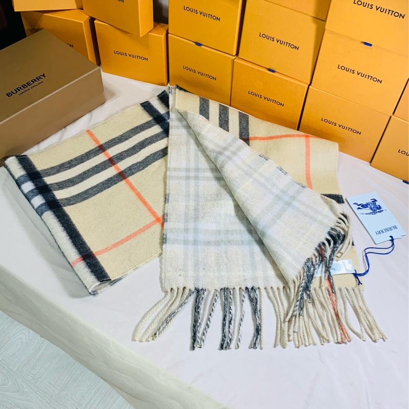 ‼️全台最甜 全新盒裝2024 超級保暖 新款Burberry 巴寶莉雙面色經典格紋羊毛圍巾-5