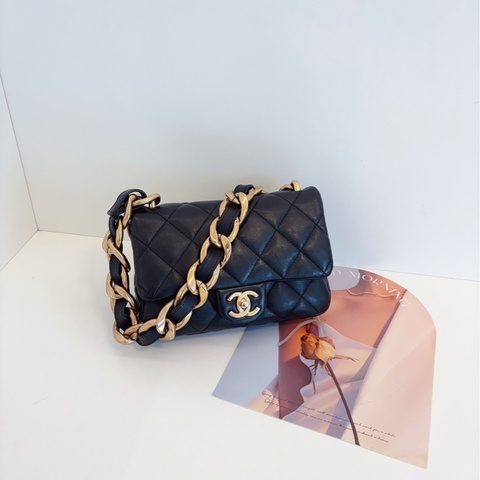 【98新以上🆕】Chanel22s CF方胖子 黑色金扣 粗鏈條單肩/腋下包