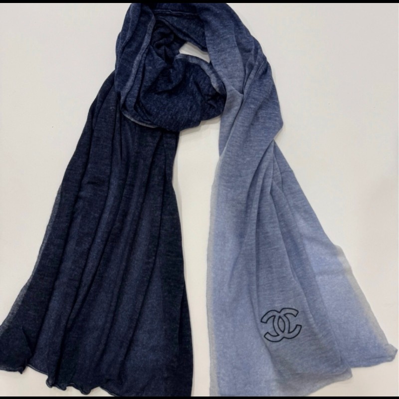 CHANEL香奈兒Cashmere 羊絨藍色漸變圍巾-1