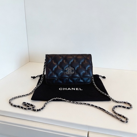 【99新閒置🆕】Chanel 黑銀外縫線 雙C大logo woc 鏈條包 斜挎包