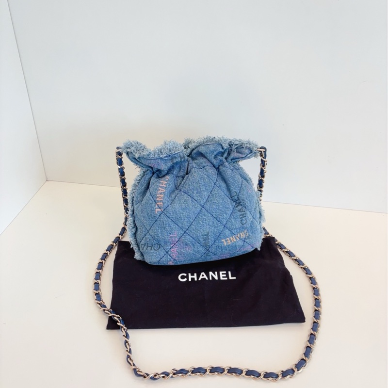 【98新🆕】Chanel 牛仔單寧22bag 大logo抽繩 小水桶斜挎包-1