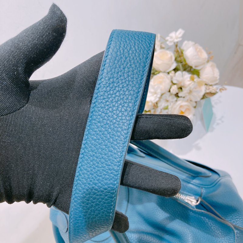 TW4590 Hermes 愛馬仕 中號 單肩背包 Lindy 30 TC-17