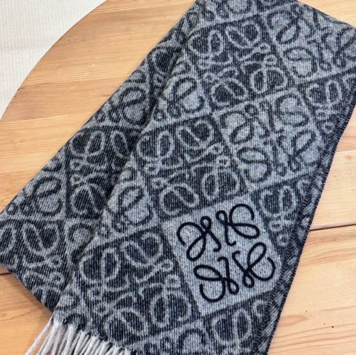 【全🆕】LOEWE Anagram scarf羅意威羊絨羊毛刺繡 圍巾女款 深灰色 黑灰色-0
