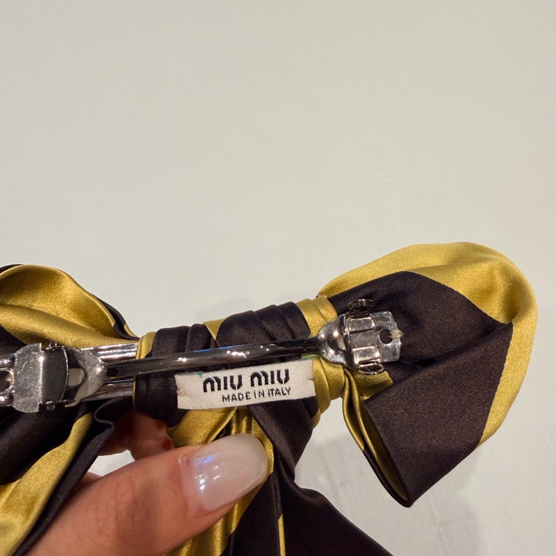 miu miu 蝴蝶結髮夾-9