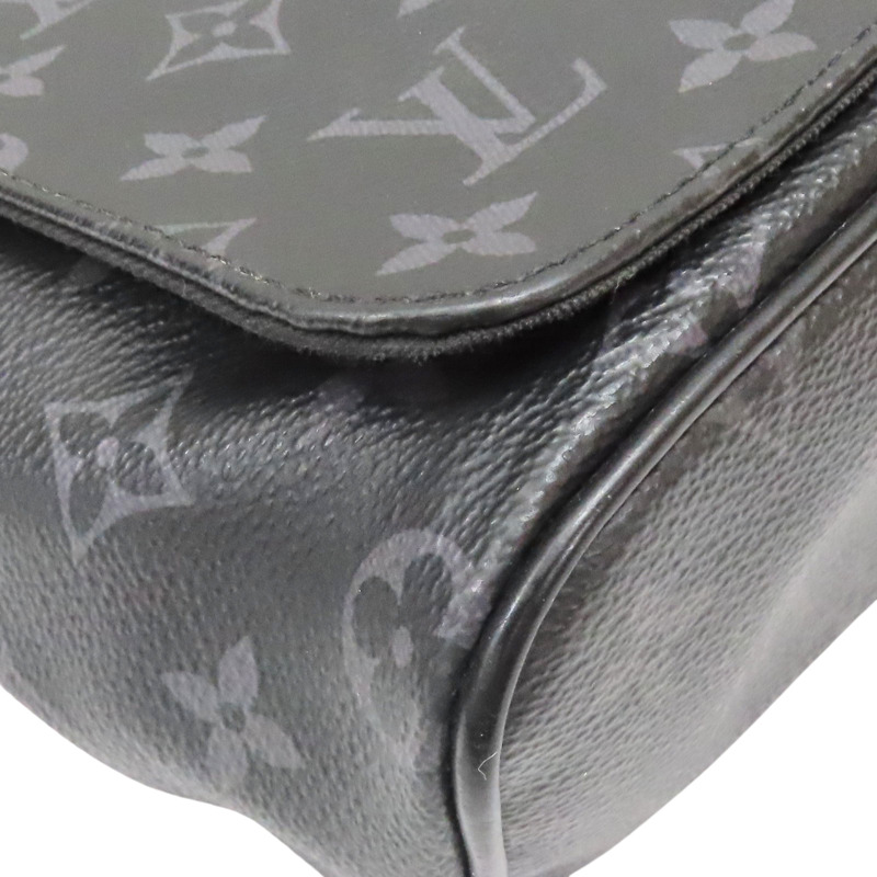 黑色 棋盤格 PVC帆布 District MM 肩背包 (有異味)【LOUIS VUITTON LV 路易威登】 M44001-12