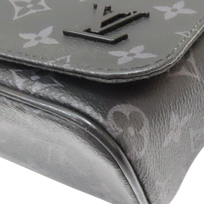 黑色 棋盤格 PVC帆布 District MM 肩背包 (有異味)【LOUIS VUITTON LV 路易威登】 M44001-13