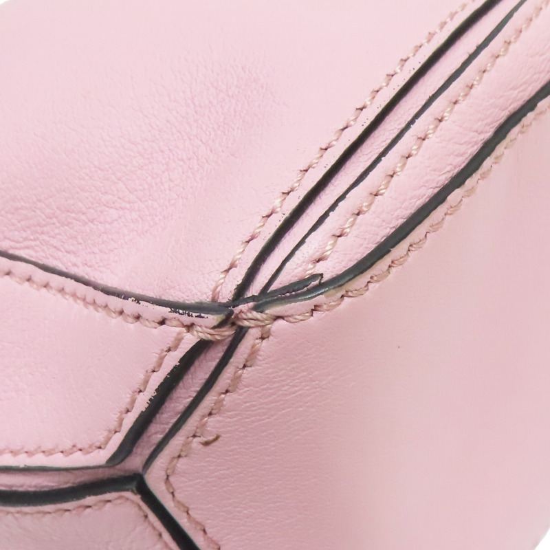 粉色 牛皮 Puzzle Mini 肩背包【LOEWE 羅威】 322.30.U95-8