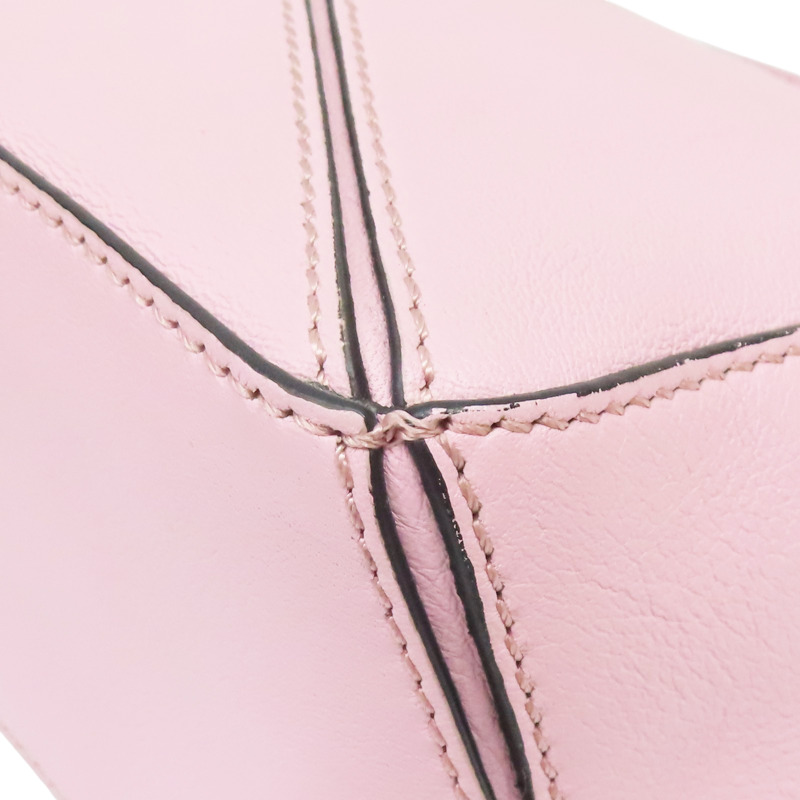 粉色 牛皮 Puzzle Mini 肩背包【LOEWE 羅威】 322.30.U95-11