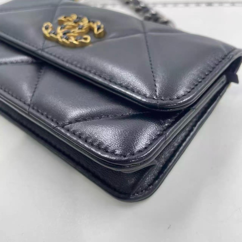 CHANEL BAG 19 woc-13