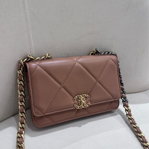 CHANEL 19BagWOC 菱格紋金扣鏈條翻蓋 手提斜挎單肩包 棕色