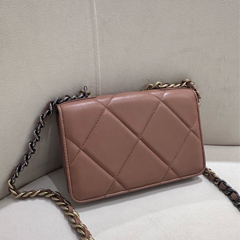CHANEL 19BagWOC 菱格紋金扣鏈條翻蓋 手提斜挎單肩包 棕色-1