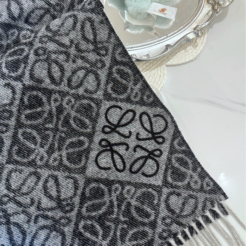 全❤️ LOEWE Anagram scarf羅意威羊絨羊毛刺繡 圍巾頸巾女款 深灰色-4
