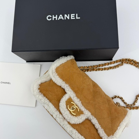 Chanel 2018 Suede Shearling Quilted Neige Camel Flap Bag with Gold Hardware