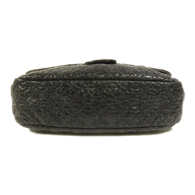 CHANEL 漆皮皮革Chain Shoulder銀扣肩背袋-3