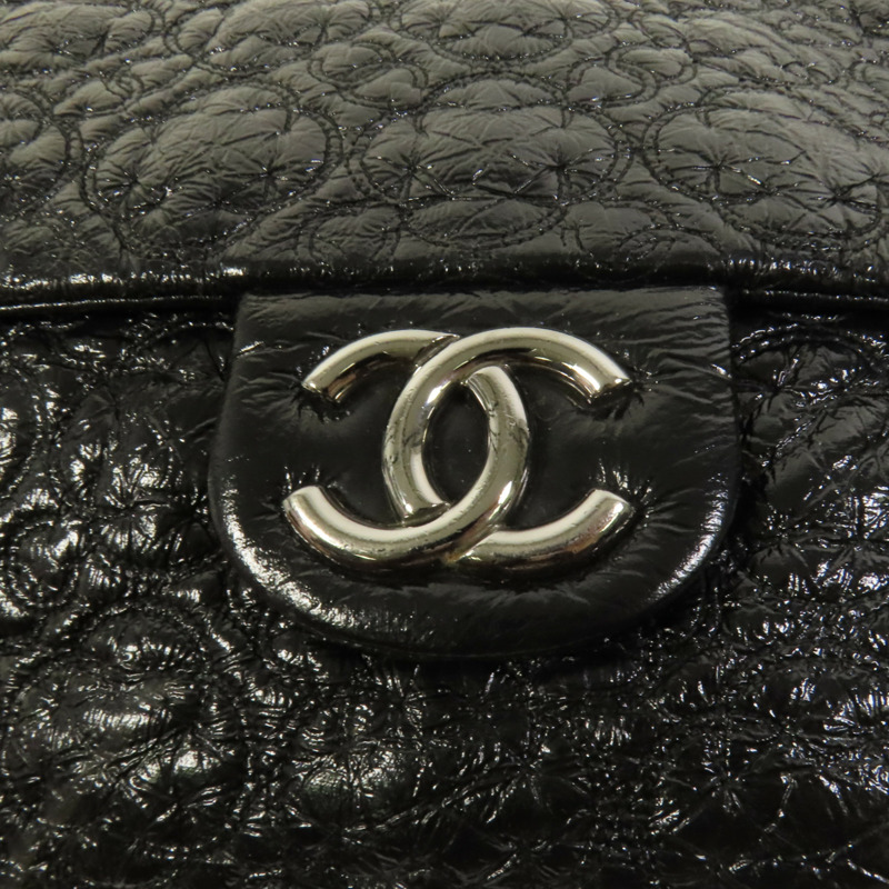 CHANEL 漆皮皮革Chain Shoulder銀扣肩背袋-12