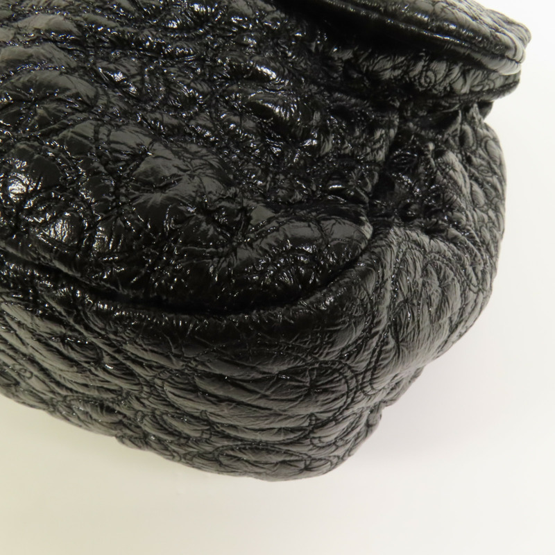 CHANEL 漆皮皮革Chain Shoulder銀扣肩背袋-14