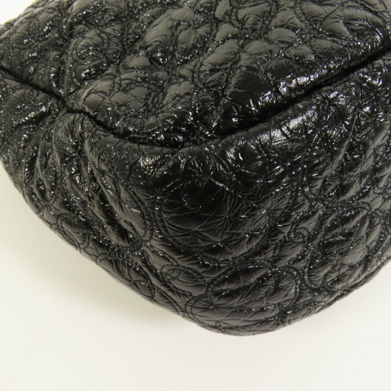 CHANEL 漆皮皮革Chain Shoulder銀扣肩背袋-15