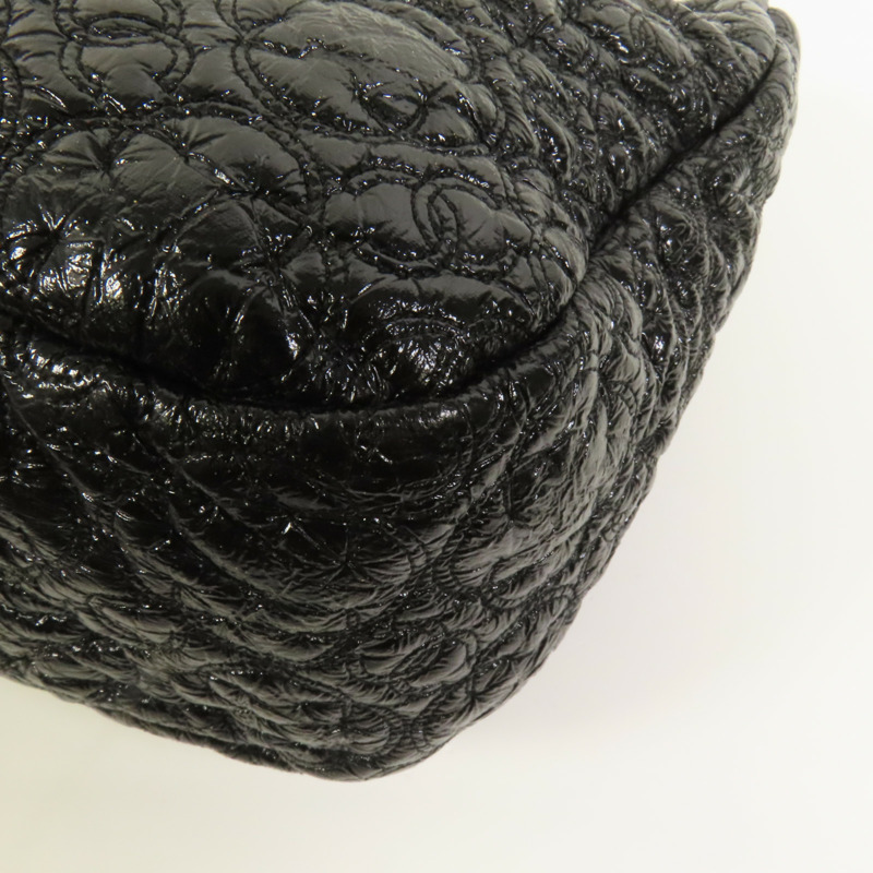 CHANEL 漆皮皮革Chain Shoulder銀扣肩背袋-16